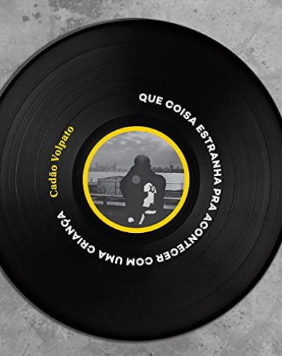 Que coisa estranha pra acontecer com uma criança: