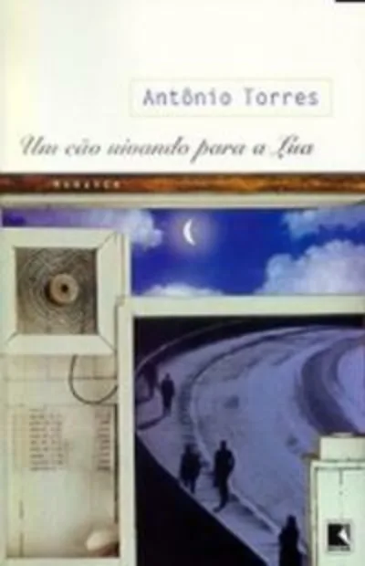 UM CÃO UIVANDO PARA A LUA